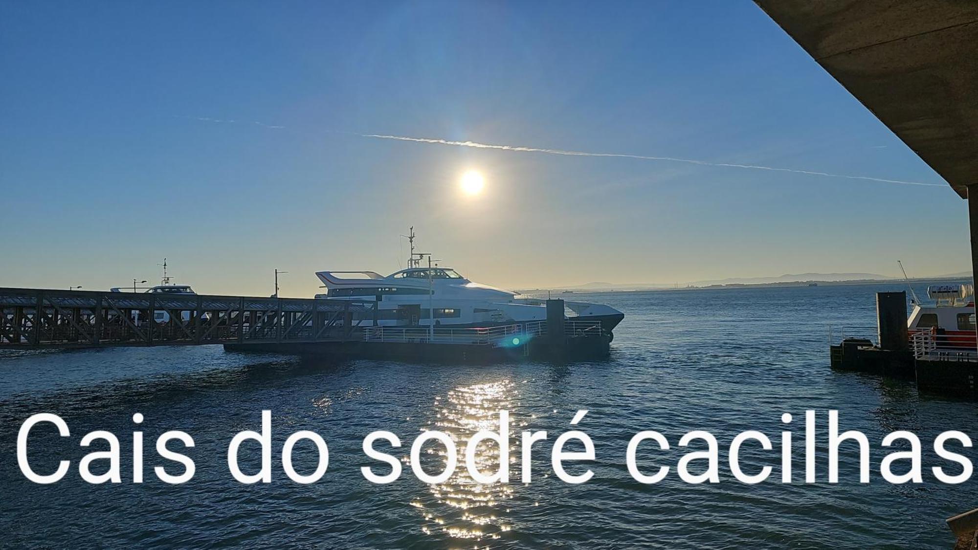 Apartamento Para Ferias 2 Minutos Da Praia コスタ・ダ・カパリカ エクステリア 写真